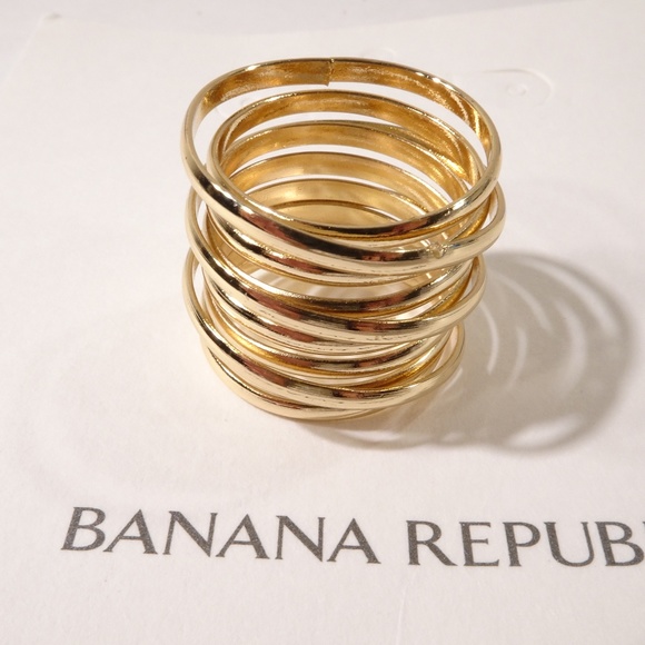 Banana Republic Wide Spiral Barrel Ring 6 NWT 45 - Picture 3 of 8